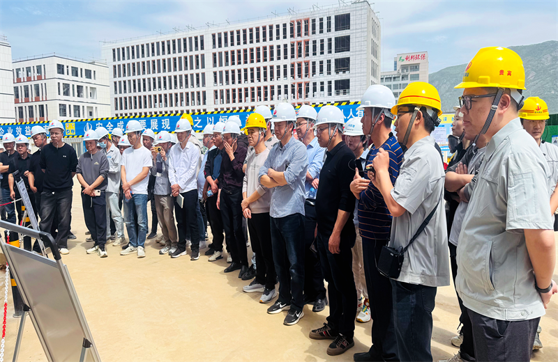 2025年4月17日，由莆田市涵江区住房和城乡建设局主办、利来w66三建承办的钢筋安装工程质量防控现场交流会在联东U谷·涵江海峡智造产业谷一期成功召开。